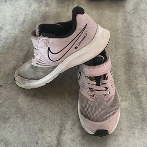 Light purple nike sneakers